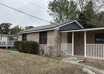 5933 Jammes Road - Photo 1