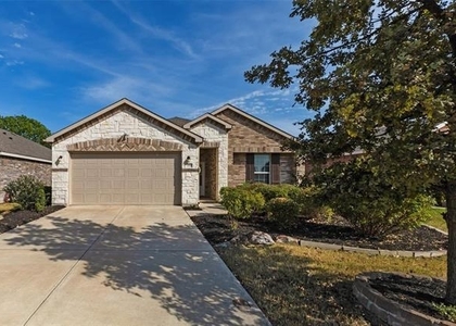 2904 Whispering Pine Boulevard - Photo 1