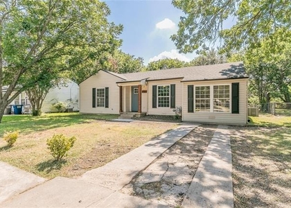 316 S 2nd Street - Photo 1