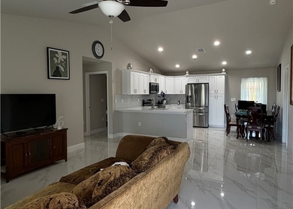 3914 9th Street W - Photo 1