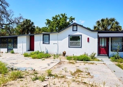 3917 E Hanna Avenue - Photo 1