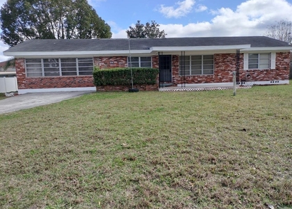 3246 Ne 7th Lane - Photo 1