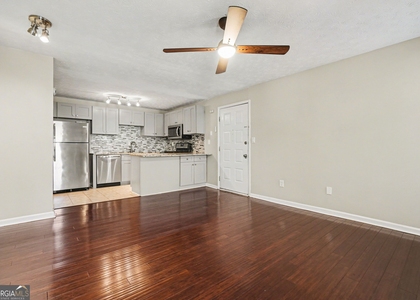 918 Dunbar Drive - Photo 1
