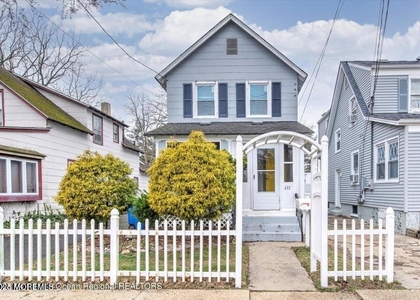433 Lincoln Avenue - Photo 1