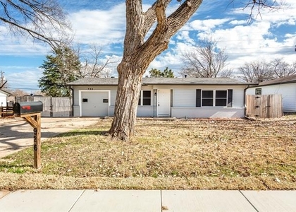 926 Powell Road - Photo 1
