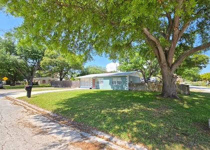 330 Barraclough Street - Photo 1