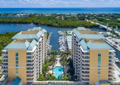700 E Boynton Beach Boulevard - Photo 1