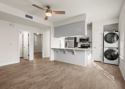 1100 W 25th St - Photo 1