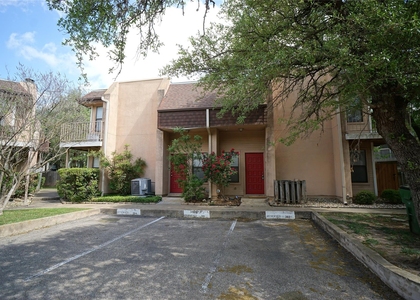 8418 Fathom Cir - Photo 1