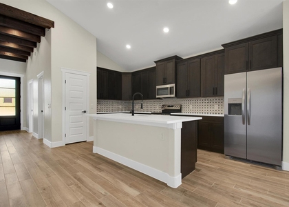151 Kawainui Ln - Photo 1