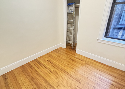 711 2nd Avenue - Photo 1