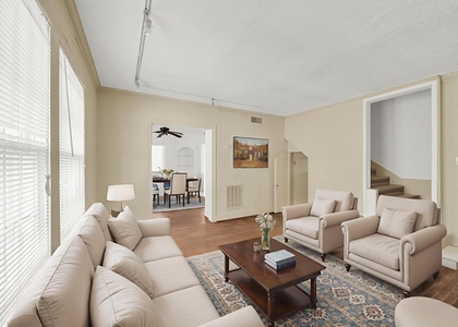 1939 Richmond Avenue - Photo 1
