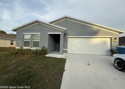 487 Wiltshire Avenue Sw - Photo 1