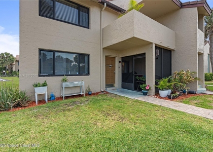 1145 N Shannon Avenue - Photo 1