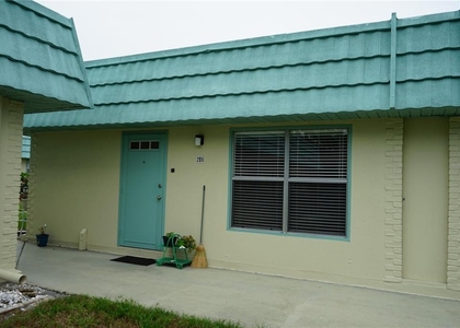 101 Cambridge Trl - Photo 1