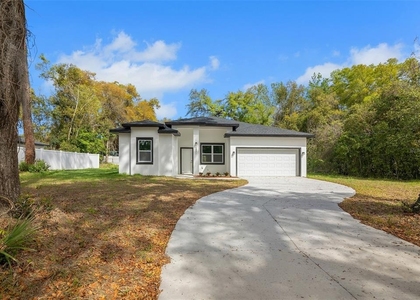 1221 Sw 5th Street - Photo 1
