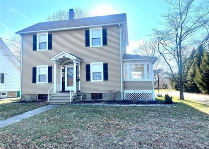 231 Nichols Avenue - Photo 1