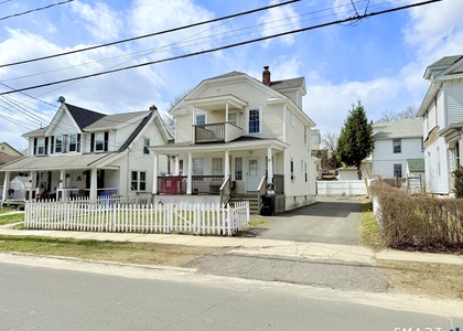 31 Beecher Avenue - Photo 1