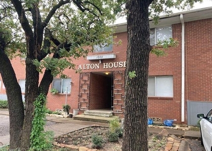 1005 W Hickory Street - Photo 1