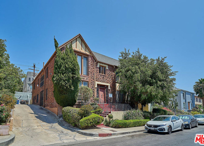 154 N Edgemont Street - Photo 1