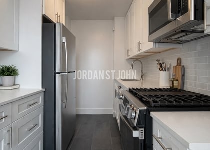 E 28TH ST - Photo 1