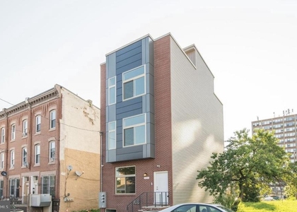 1251 N 15th Street - Photo 1