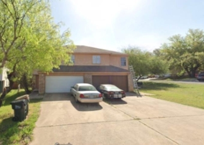 1002 Sagewood Trl - Photo 1