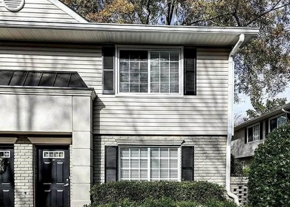 6940 Roswell Road - Photo 1