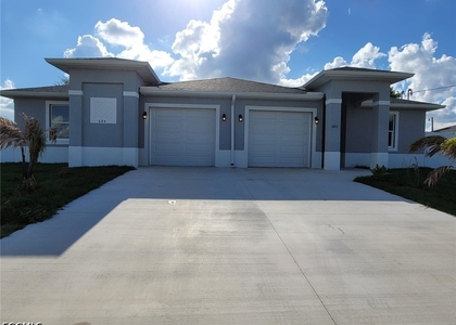 684 Thomas Sherwin Avenue S - Photo 1