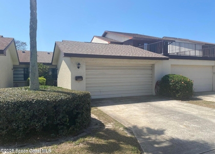 135 Seawind Drive - Photo 1
