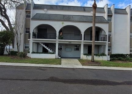 122 N Kings Avenue - Photo 1