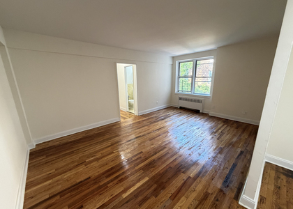 143-16 Barclay Avenue - Photo 1