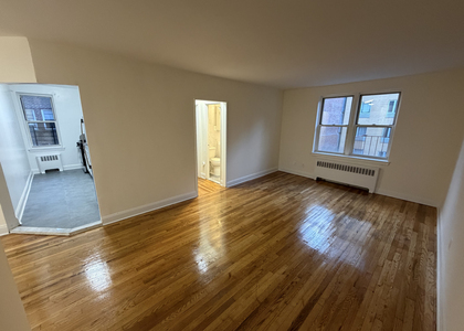 143-23 Barclay Avenue - Photo 1
