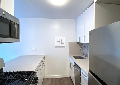 Second Avenue - Photo 1