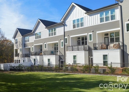 17014 Fairmount Way - Photo 1