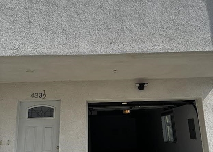 433 1/2 E 30th - Photo 1