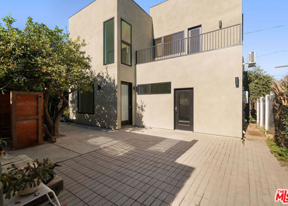 3909 W Exposition Boulevard - Photo 1