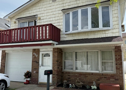450 E Penn Street - Photo 1