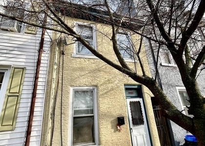 3650 Calumet Street - Photo 1