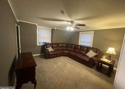 718 Selma Street - Photo 1