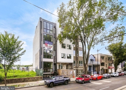 2013 Benning Road Ne - Photo 1