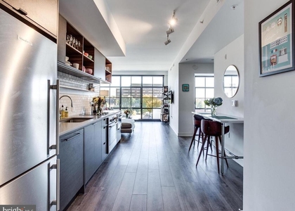 2030 Nw 8th Street Nw - Photo 1