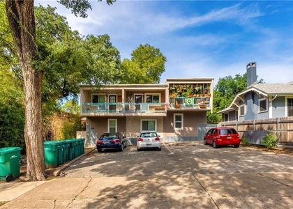 1106 W 22nd St - Photo 1