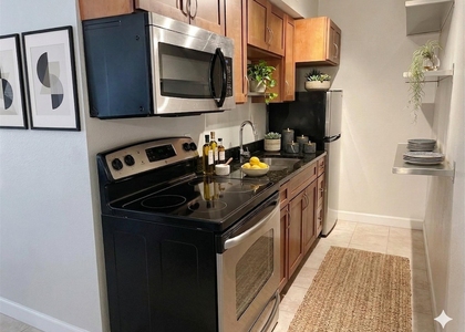2020 S Congress Ave - Photo 1