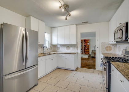 4615 Ribbecke Ave - Photo 1