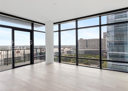 808 Crawford Street - Photo 1