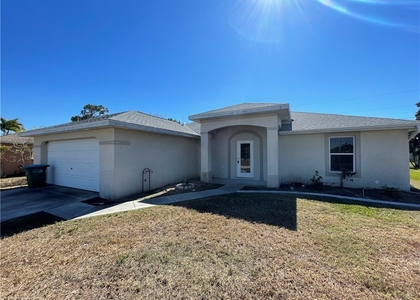 1428 Sw 29th Street - Photo 1