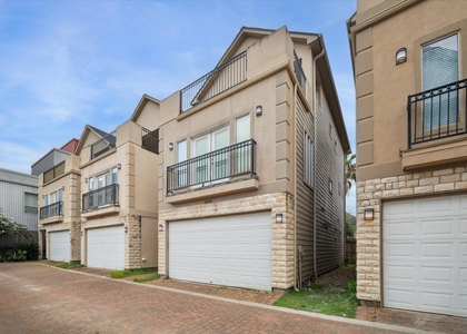 3041 Clinton Drive - Photo 1