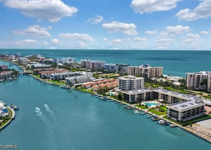3200 Gulf Shore Boulevard N - Photo 1