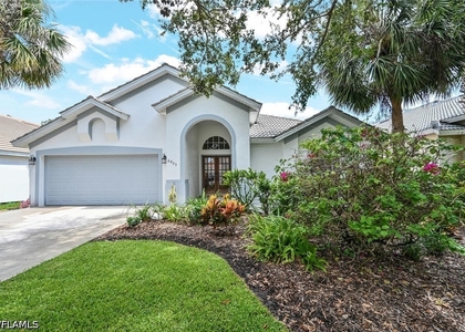6453 Autumn Woods Boulevard - Photo 1